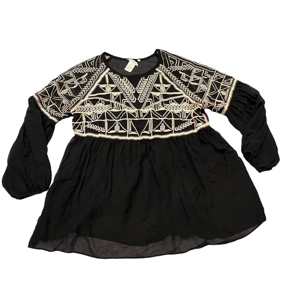 Sundance Embroidered Black Silk Semi Sheer Blouse Top Shirt size Small - Picture 3 of 7
